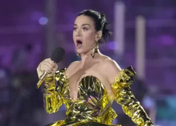 Katy Perry’s Vegas Residency Flops, Ripped Off ‘South Park’ with Singing Turd
