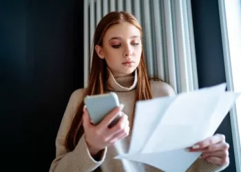 Ofgem to confirm new energy price cap for UK households with bills falling 7 per cent