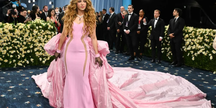 Met Gala honors Black dandyism with glamorous red carpet fashion