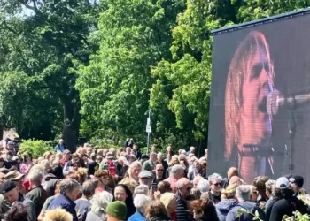Funeral for Welsh musician Mike Peters ‘spot on perfect’, long-time friend says