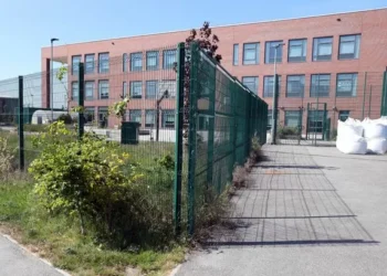 Police issue statement on why armed officers were sent to Welsh high school