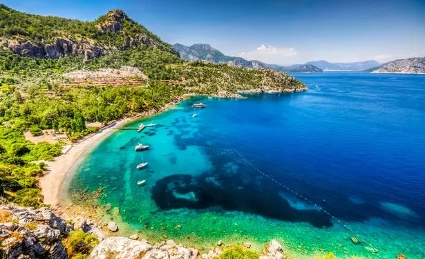 Foreign Office warning to Brits using taxis in popular holiday destination