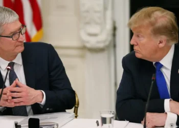 Trump threatens 50% tariffs on EU and 25% penalties on Apple as his trade war intensifies