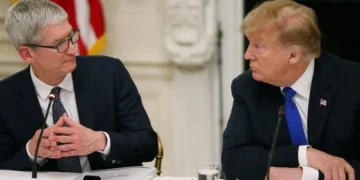 Trump threatens 50% tariffs on EU and 25% penalties on Apple as his trade war intensifies