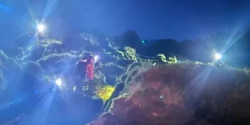 Man abandoned by walking friends in mountains – then it gets even worse