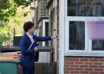 Police doing ‘everything we can’ to find mum of three abandoned babies