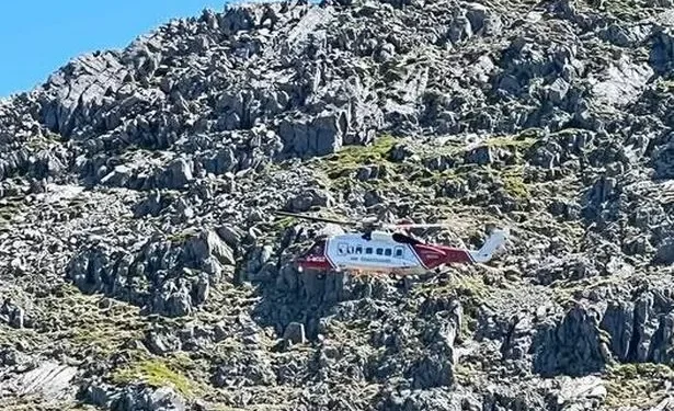 Walker dies in fall from Welsh mountain ridge