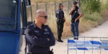 Madeleine McCann police use radar to search scrubland and abandoned shacks