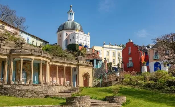 Which? names two Welsh coastal destinations among the best in the UK