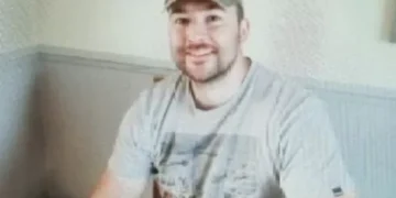 Police ask visitors to Welsh beauty spot for help to find missing man