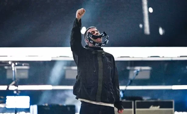 Oasis star Liam Gallagher makes cheeky Charlotte Church joke during Cardiff reunion gig