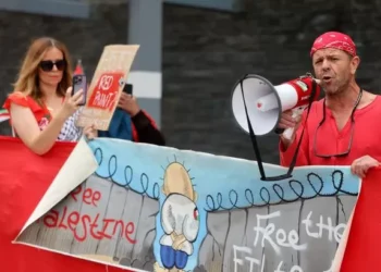 Why people formed a huge line around the Senedd