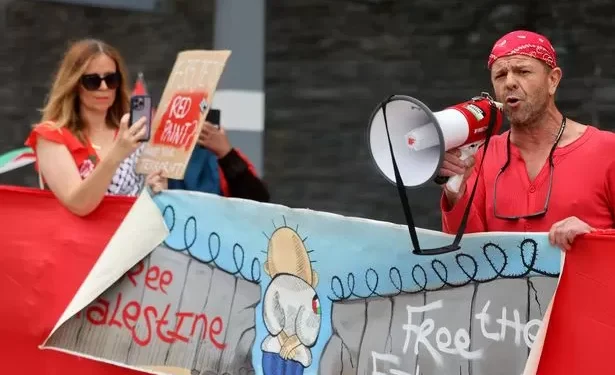 Why people formed a huge line around the Senedd