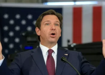 DeSantis: People Complaining that Ham Sandwiches Aren’t Toasted at Alligator Alcatraz