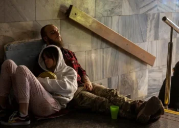 Russia launches new barrage of drones, missiles at Ukraine, kills one in Kyiv