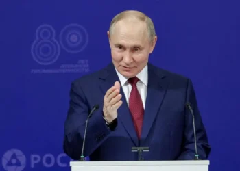 Putin sees ‘light at end of tunnel’ in Russia-US ties, eyes Arctic cooperation