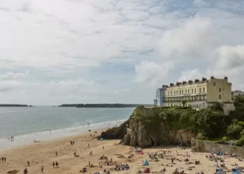 Teens rescued at popular Welsh tourist beach as remnants of Hurricane Erin hit coast