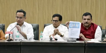 Stand off escalates between ECI and opposition over electoral roll revision