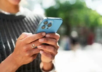 Billions with an iPhone or iPad given ‘permanent damage’ alert