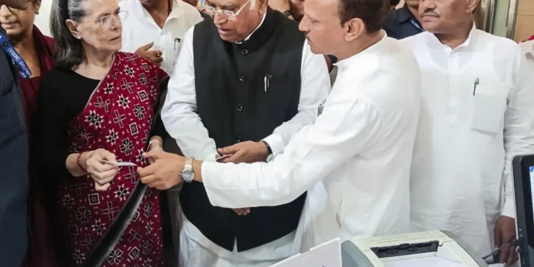 A close BJP vs BJP contest at the stately Constitution Club of India