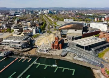 Hundreds of Welsh high rises requiring fire safety works still awaiting planning decisions