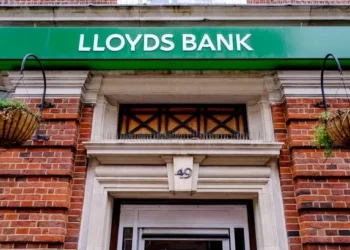Lloyds launches first 300 ‘rule’ from August 26 with huge benefit to customers