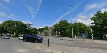 Gas repair work on busy Swansea road set to last several weeks