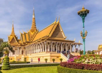 UK woman, 35, found stabbed to death in garden in Cambodia