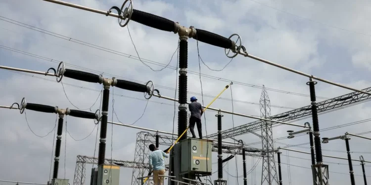 First half of 2025 sees renewables generate more electricity than coal