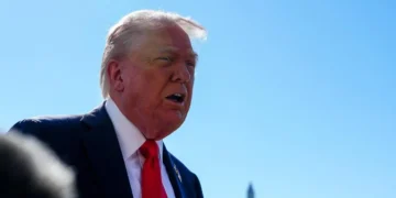 Layoffs will start if shutdown talks ‘going nowhere’, says White House