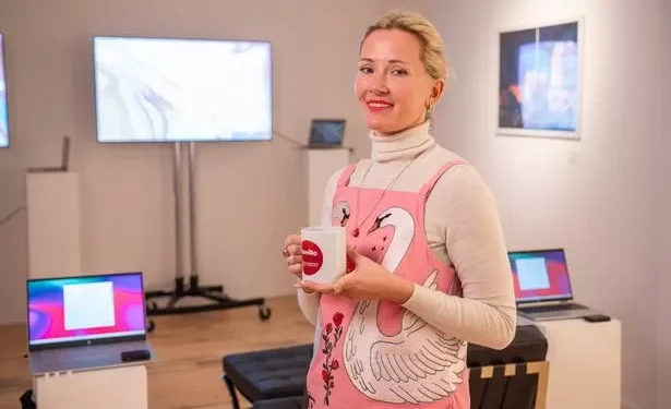 London art show reveals mesmerising effects of coffee on brainwaves