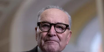 FAA Announces Halt of Flights to Los Angeles Due to Staffing Issues During Schumer Shutdown