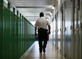 Prison inmates told to stop speaking Welsh
