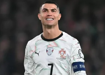 Football fans create ‘perfect’ Premier League player mixing Ronaldo, Salah and De Bruyne
