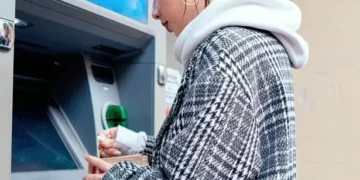 Martin Lewis urges every bank customer to dial three-digit code