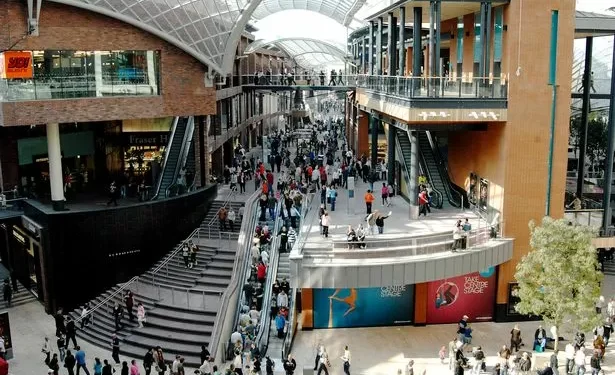 Drivers stuck in car park for four hours after traffic light fault