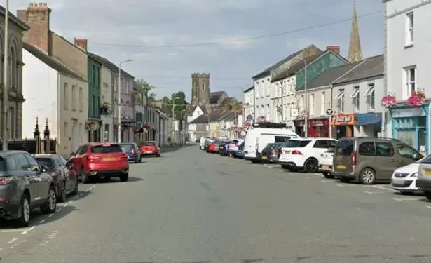 Arrest after man reportedly seen ‘carrying a sword’ in Welsh street