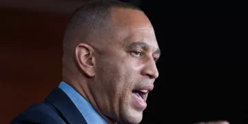 Hakeem Jeffries Attacks VP JD Vance After Breitbart News Event