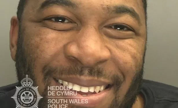 People watch in horror as axe-wielding man attacks cyclists who had a machete