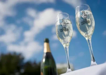 Live Lotto results for Wednesday, November 26: National Lottery winning numbers from tonight’s draw