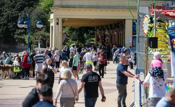 Beloved Barry Island chippy announces plan to close in the new year