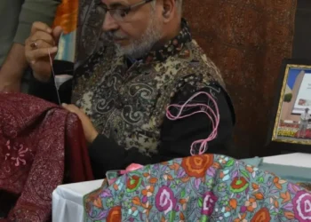 Needle, thread and reels: How Kashmir’s artisans are stitching survival online