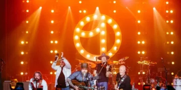 Fans Freak Out at Zac Brown’s ‘Demon Ritual’ with ‘Hellish Scenes’ at Las Vegas Concert