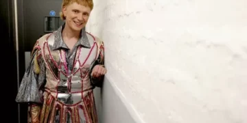 ‘You’re going to love it’ Owain Wyn Evans excited for his panto at the New Theatre