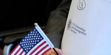 Poll: Plurality Want Less or Zero Legal Migration