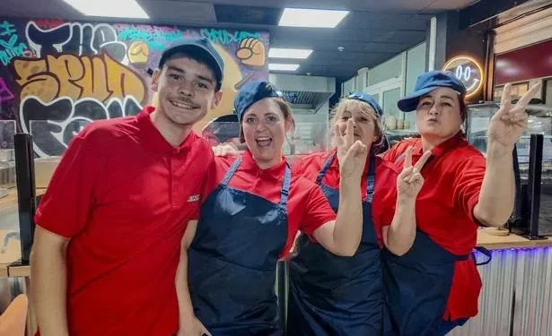 People drive 140 miles just to eat one thing as family’s business blows up