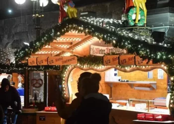 Welsh city cancels Christmas Festival due to weather