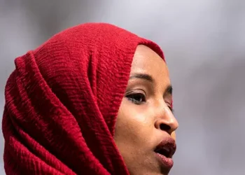 Trump Suggests Rep. Ilhan Omar Be Thrown ‘Out Of’ U.S. Over Claims She Married Her Brother
