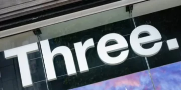 Anyone with Three Mobile issued stark 2 word warning – and one thing to remember