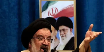 Senior Iranian Cleric Calls for Executing Protesters, Threatens Trump